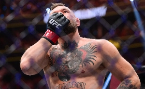 UmDois Esportes: Notícias do esporte paranaense e brasileiro - McGregor confirma cirurgia e faz promessa sobre volta ao UFC