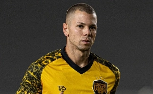 UmDois Esportes: Notícias do esporte paranaense e brasileiro - Ex-Paraná cobra R$ 8 milhões e recebe despedida polêmica de clube da Série C