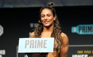 UmDois Esportes: Notícias do esporte paranaense e brasileiro - Brasileira despenca no ranking do UFC após derrota em Oklahoma City