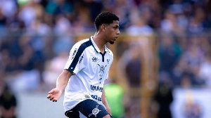 UmDois Esportes: Notícias do esporte paranaense e brasileiro - Cria do Coritiba com multa milionária vira alvo de clube brasileiro