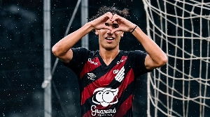 UmDois Esportes: Notícias do esporte paranaense e brasileiro - “Um gol por jogo”: Athletico prepara nova joia no CT do Caju