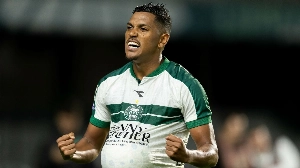 UmDois Esportes: Notícias do esporte paranaense e brasileiro - Coritiba supera lesões, volta a vencer no Couto e alivia pressão no Brasileirão
