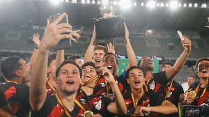 UmDois Esportes: Notícias do esporte paranaense e brasileiro - Athletico é campeão do Mundial de Clubes Juvenil nos pênaltis