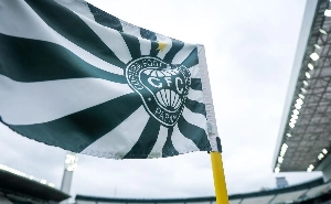 UmDois Esportes: Notícias do esporte paranaense e brasileiro - Trabalhadores denunciam falta de pagamento após jogo do Coritiba; clube se posiciona