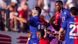 UmDois Esportes: Notícias do esporte paranaense e brasileiro - Com gols de ídolo, Paraná Clube vence o Paranavaí e assume a liderança da Copa Paraná
