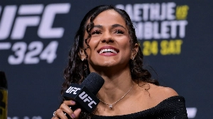 UmDois Esportes: Notícias do esporte paranaense e brasileiro - UFC tira cinturão de campeã e dá chance com holofotes para brasileira