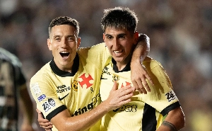 UmDois Esportes: Notícias do esporte paranaense e brasileiro - Vasco atropela e Coritiba sofre pior derrota em 18 anos