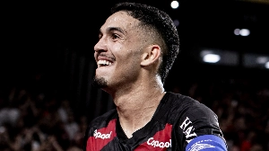 UmDois Esportes: Notícias do esporte paranaense e brasileiro - Cobiçado por Barcelona e Flamengo, Arthur Dias revela desejo para o futuro
