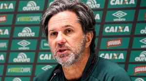 UmDois Esportes: Notícias do esporte paranaense e brasileiro - Acidente da Chapecoense: Quase 10 anos depois, ações da família de Caio Júnior não chegaram ao fim