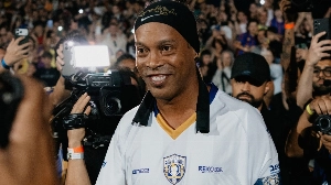 UmDois Esportes: Notícias do esporte paranaense e brasileiro - Evento de Ronaldinho gera impacto milionário, recebe críticas e pode ser anual em Curitiba