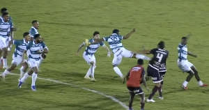 UmDois Esportes: Notícias do esporte paranaense e brasileiro - Com provocação e pancadaria no final, Maringá vence Ferroviária e conquista título inédito da Série C