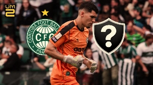 UmDois Esportes: Notícias do esporte paranaense e brasileiro - Em alta após seleção, Morisco aumenta desafio milionário para o Coritiba