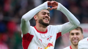 UmDois Esportes: Notícias do esporte paranaense e brasileiro - Ex-Athletico, atacante Rômulo comemora feito inédito na Bundesliga