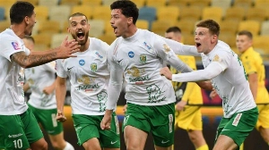  - Destaque na Europa, qual o futuro de promessa emprestada pelo Coritiba?