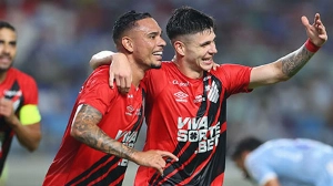 Um Dois Esportes: Notícias do esporte nacional - Jogo do Athletico é a maior audiência do início da Série B