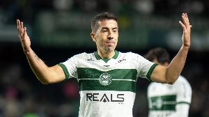 UmDois Esportes: Notícias do esporte paranaense e brasileiro - Augusto Mafuz: Sobe! Mas quem vai lembrar do Coritiba de 2025?
