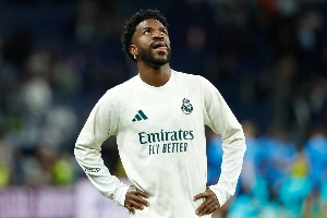 ge - Mourinho vê suspensão longa como chance para Vini Jr. recuperar futebol no Real Madrid