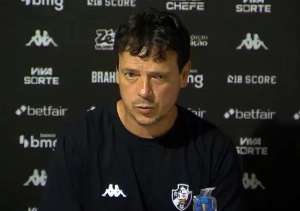 ge - Diniz lamenta sequência negativa do Vasco e cita falhas em derrota: 