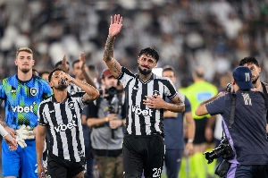 ge - Três meses depois de choro no adeus, Barboza volta ao Nilton Santos como adversário do Botafogo