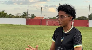 ge - Impasse na carreira, distância da família e sonho com a Seleção: conheça Cléu, goleira da Liga São João