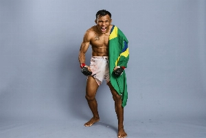 ge - Do interior do Amazonas ao topo do MMA: Jacarezinho supera dificuldades e vence no Peru