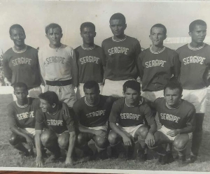 ge - Campeão por Sergipe e Itabaiana, ex-goleiro Nêgo morre aos 81 anos