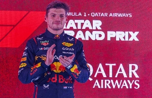ge - Verstappen prega cautela, mas vê título possível: 