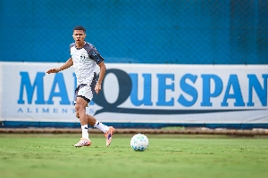 ge - Enamorado soma mais uma assistência no Grêmio e pede passagem como titular