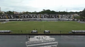 ge - Comercial completa elenco da A4 com mais dois jogadores do futebol amador