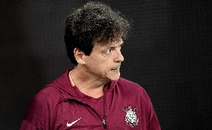 ge - Diniz sob pressão: técnico tenta encerrar sequência negativa para aliviar crise no Corinthians