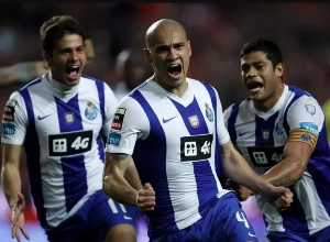 ge - Maicon brinca sobre reencontro com o amigo Hulk em Coritiba x Atlético-MG: 