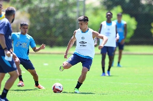 ge - Grêmio acerta empréstimo de Aravena para time da MLS; veja detalhes