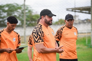 ge - Roberto Fernandes desabafa sobre pré-temporada do Treze: 