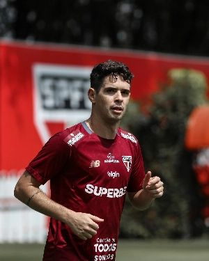 ge - São Paulo vê negociação com Oscar se arrastar e tem semana decisiva para fechar acordo de rescisão