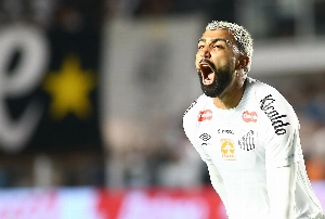 ge - Atuações do Santos: Gabigol marca nos acréscimos e evita derrota contra o Corinthians; dê suas notas