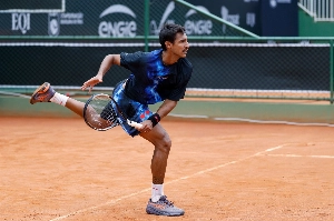 ge - Tenista de clube catarinense derrota cabeça de chave em torneio na França