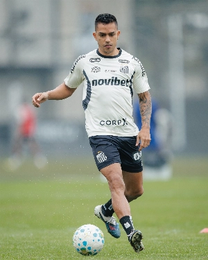 ge - Treino do Santos: Igor Vinícius trabalha com elenco; Bontempo vai a campo