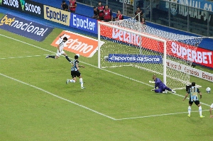 ge - Atacante do Remo se explica após “perder gol mais inacreditável” do ano: 