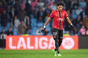 ge - Botafogo negocia contratação do lateral-esquerdo Johan Mojica, do Mallorca