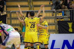 ge - Jaraguá vence Cascavel e encerra sequência sem vitória na LNF