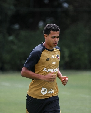ge - Botafogo-SP se frustra em negociação com atacante do São Paulo e avalia novos reforços